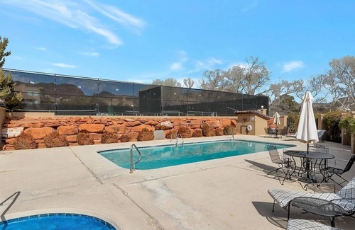Oak Creek House | Entire townhouse in Sedona Country Club. Relaxing, Golf, Tennis, Pickel-ball