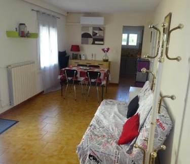 Saint-Andre-de-Sangonis Apartment | Entre mer et lac Salagou