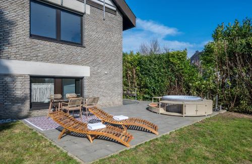 Schwerte Apartment | Entspannung im Boho-Flair: Sauna & Whirlpool