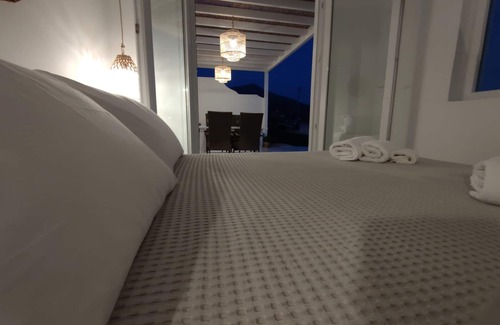 Mpatsi House | Eolia luxury houses Andros