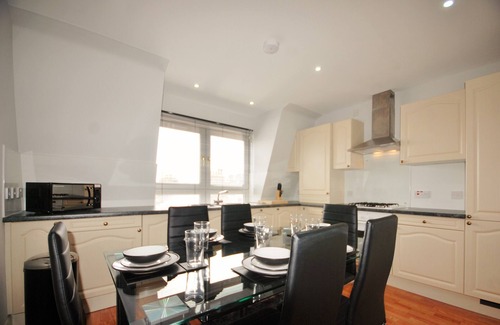 Aberdeen West End Apartment | EPI - 3 BED EN-SUITE DUPLEX PENTHOUSE REGENCY COURT