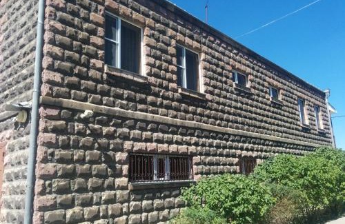 Gyumri Hotel | Erazank Hotel