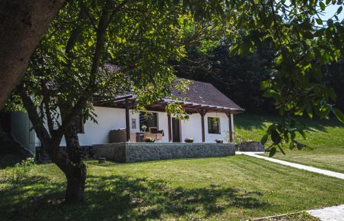 Mikohaza Apartment | Erdőhangja Vendégház