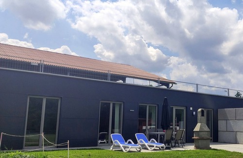 Wiesentheid Apartment | Erdhausapartment OST "die Außergewöhnlich und Besondere Unterkunft"