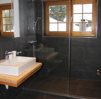 Klosters-Serneus Cabin | Erezsässhütte
