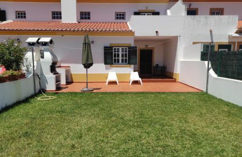 Almograve House | Ergobeach House