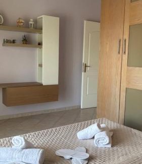Chrysoupolis Apartment | Eri's House