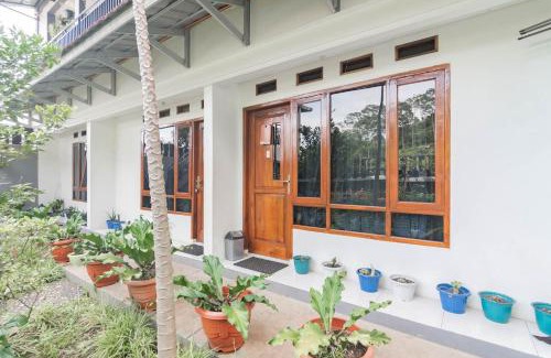 Lembang Hotel | Erika Homestay Mitra RedDoorz