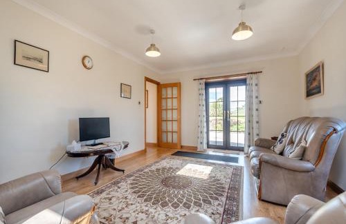 Shannochie House | Eryb Cottage - Uk46883
