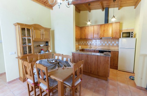 Maians Cottage | Cottage in Maians with Sea View & Pool