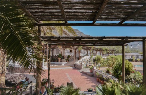 Los Palmitos House | 300 m² Finca ∙ 8 bedrooms ∙ 20 guests