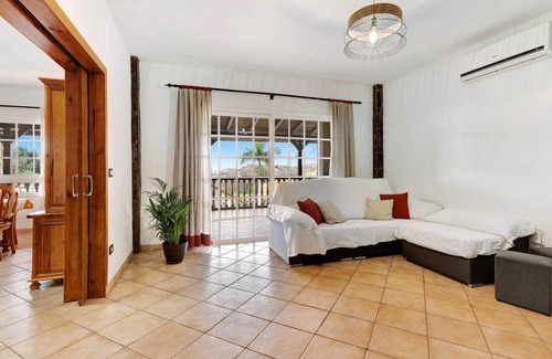 San Bartolome de Tirajana Villa | 170 m² Villa ∙ 4 bedrooms ∙ 8 guests