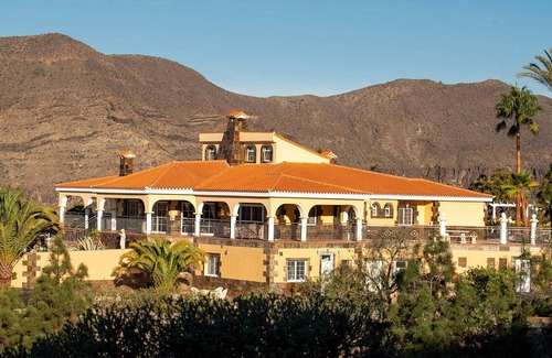 Monte Leon Villa | 450 m² Villa ∙ 6 bedrooms ∙ 14 guests
