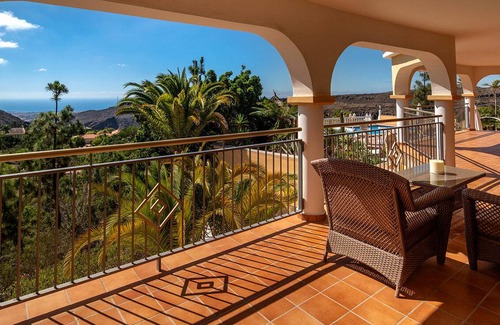 Monte Leon Villa | 450 m² Villa ∙ 6 bedrooms ∙ 14 guests