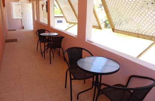 Green Garden Apartment | Esaw Place
