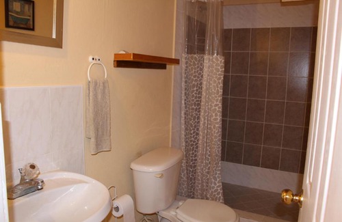 Green Garden Apartment | Esaw Place