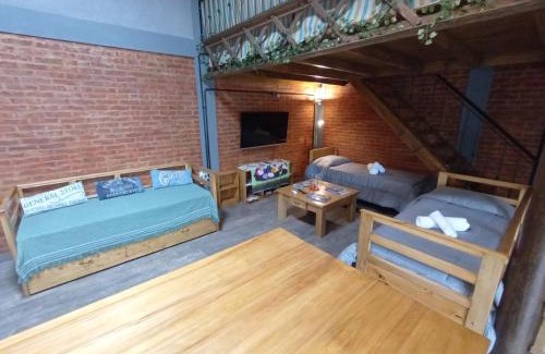 Luis Guillon Apartment | Escala Ezeiza Loft con desayuno