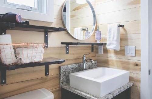 Escalante House | Escalante Escapes Desert Willow- Loft Escape