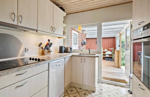 Frølunde Fed House | Escape city life and relax in this charming holiday home with a family-friendly garden.