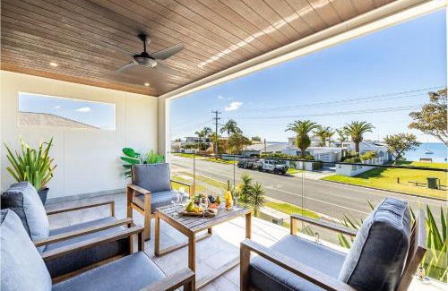 Salamander Bay House | Escape on Wanda, 188 Soldiers Point Rd - Spectacular views, Ducted Air Con, WiFi