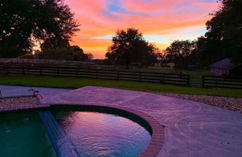 Sorrento Cottage | Escape to a 3 Day Digital Detox Cottage at a Boutique Wellness Horse Ranch!