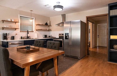 East Riverside Apartment | Escape to a Restored 1920s East Waco Bungalow