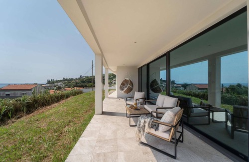 Feteiras Villa | Escape to Auréa House – Luxury with an Ocean View in the Azores.