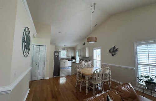 Tranquil Harbour House | Escape to Basil’s Beach Bungalow, a charming 3bed 2bath in beautiful Oak Island.