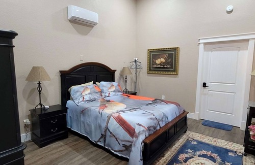Temple House | Escape to "Cardinal Cottage" in the Country with AMAZING Sunsets