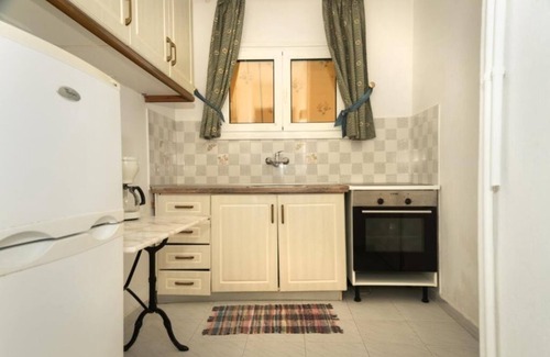 Molos Apartment | Escape to MEL in Kerkyra – Serene Comfort Steps from the Beach