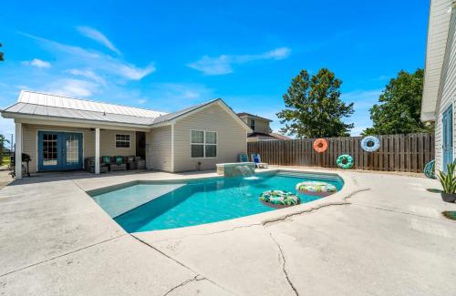 Lynn Haven House | Escape to Paradise w Saltwater Pool 25 Min to PCB