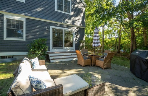Summersea House | Escape to Summer by the Sea * Luxury New Seabury Retreat