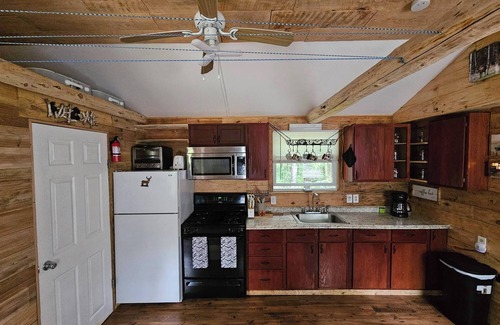 Smyrna Cabin | Escape to the Heart of Northern Maine Outdoors: Where Wilderness Meets Comfort