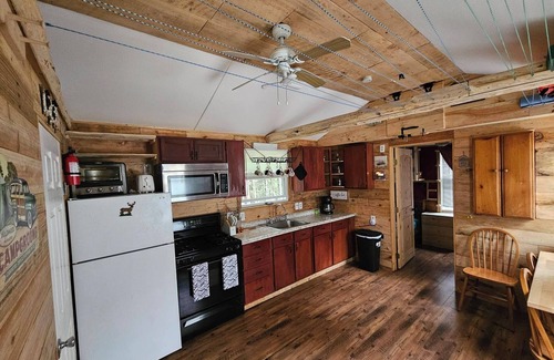 Smyrna Cabin | Escape to the Heart of Northern Maine Outdoors: Where Wilderness Meets Comfort