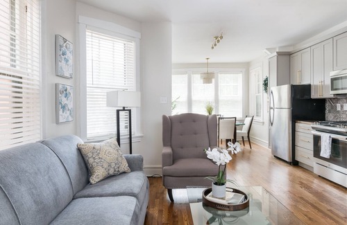 Central West End Apartment | Escape to this Urban Retreat in a Prime location!