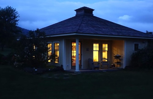 Lyndon Center Cottage | Escape to your cozy 1-bedroom cottage near Kingdom Trails