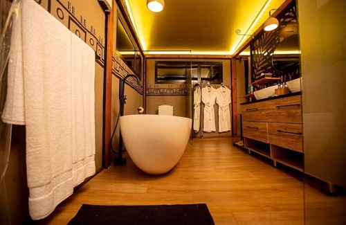 Ikoma Cabin | Escarpment Luxury Camp Serengeti #6
