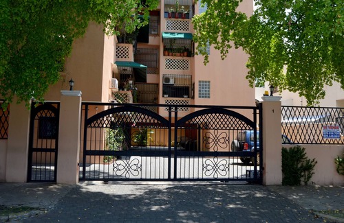 Gascue Apartment | Escorial de Gazcue building