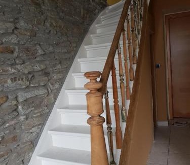 Vaux-sur-Sure House | Espace Cosmos