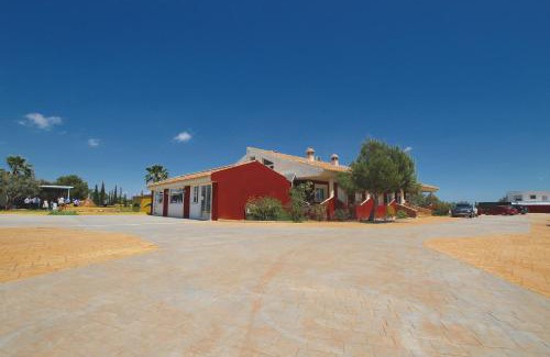 Perin Resort | Espacio Finca Alegría - Rural Houses, Hostel, Campsite & Wellness Center