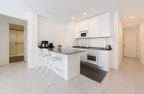 Cotos Apartment | Espacio Versatil in Madrid : Mixed rental of 2 bedrooms to live and work in Madrid