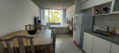 Adrogue Apartment | Espacioso monoambiente en pleno centro