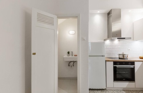 Skopelos Apartment | Esperos Apartment - One Bedroom Apartment, Sleeps 4