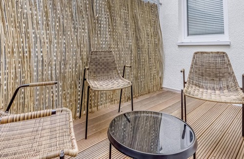 Stadtkern Apartment | Essen Kibbelstr | Suite XL + Balcony (LT)