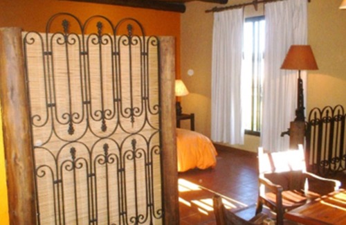 Atlantida Hotel | Estancia Renacimiento