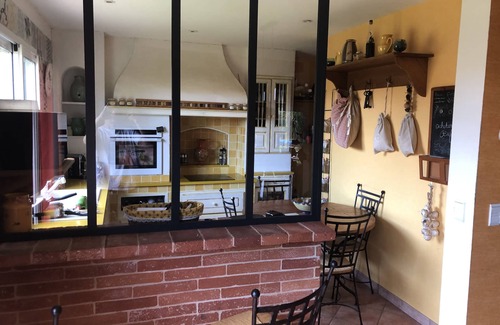Muret House | Estantens: House/Villa - Estantens