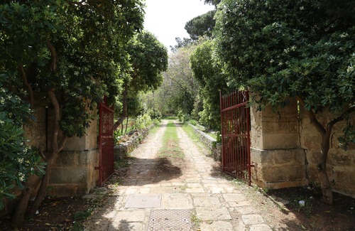 Ruffano Villa | Estate with ancient stone houses surrounded by greenery! in the heart of Salento!