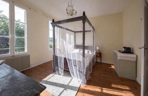 Sainte-Terre Villa | Estate with swimming pool at the gates of St Émilion