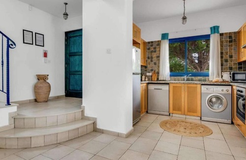 Agios Georgios Pegeias Villa | Estia Villa: Nature's Luxury