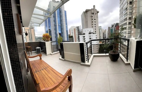 Itaim Bibi Apartment | Estilosa Cobertura Duplex no Coração do Itaim Bibi!